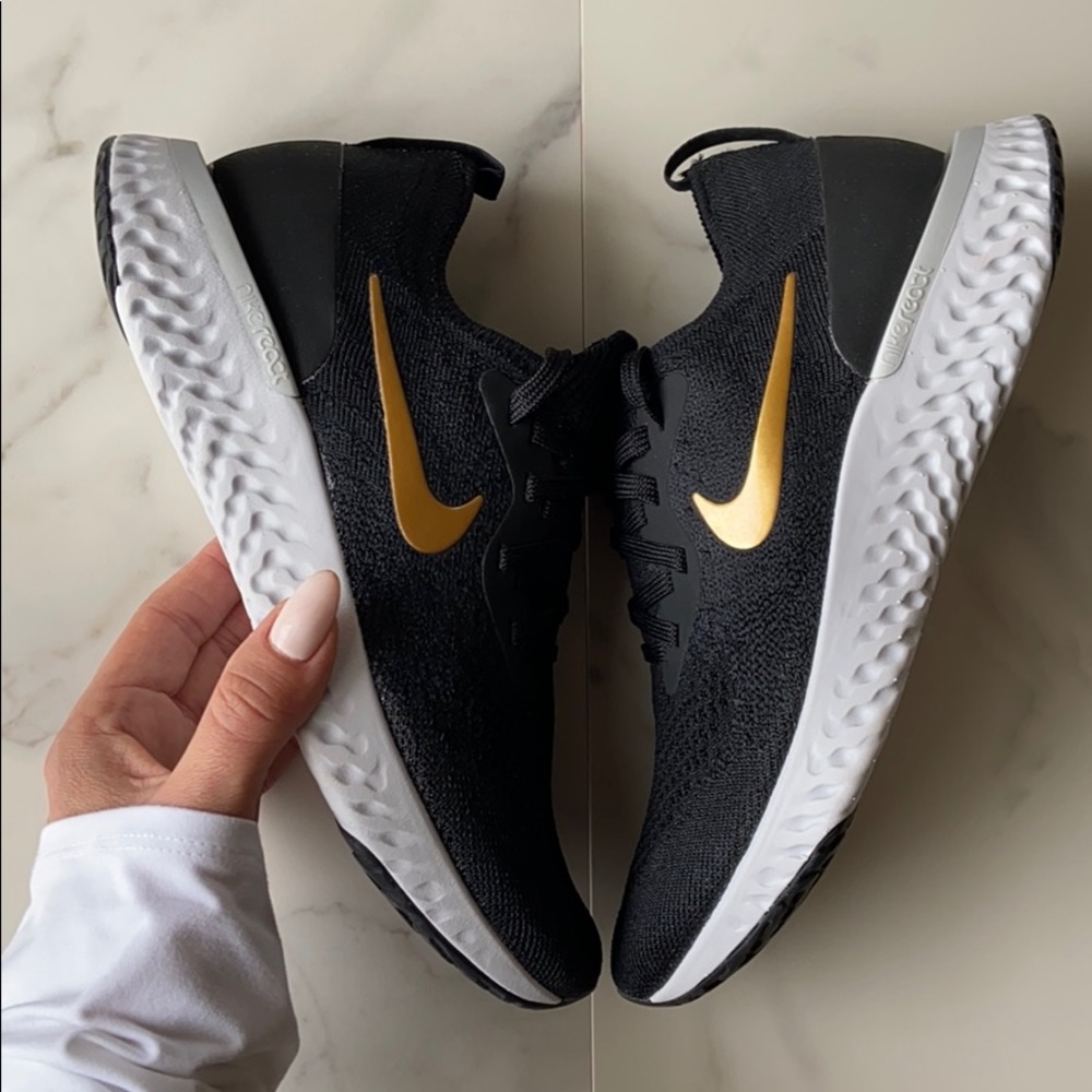 NWT Nike epic react flyknit - Picture 4 of 7